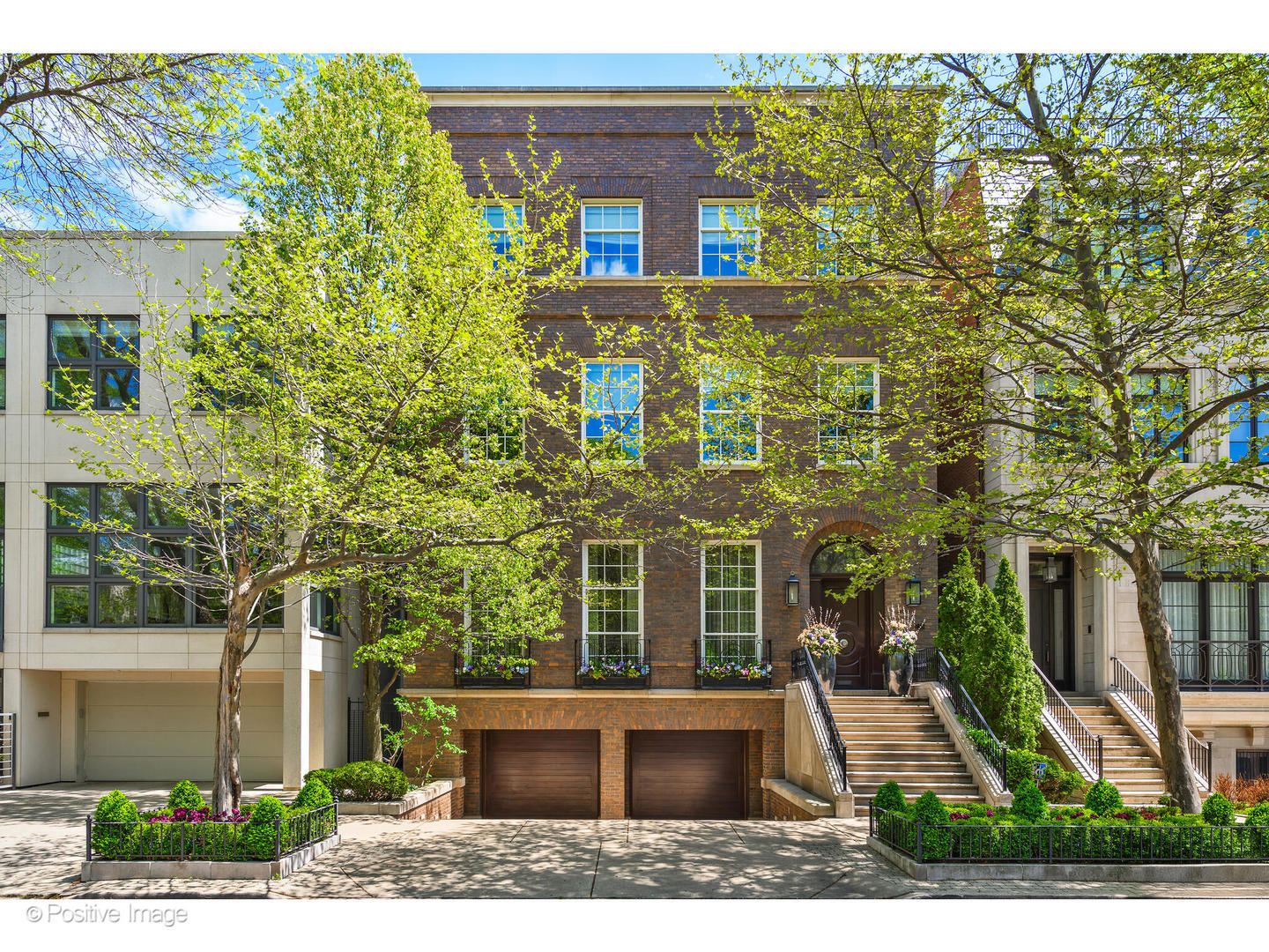 1853 North Burling Street Chicago IL 60614