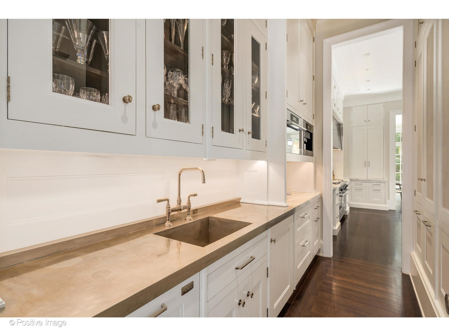 1853 North Burling Street Chicago IL 60614