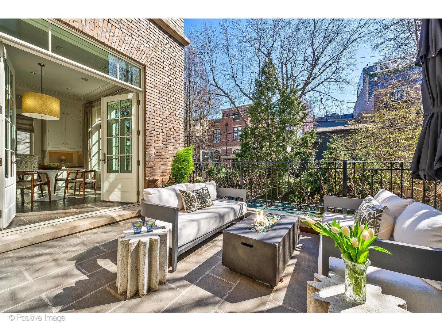 1853 North Burling Street Chicago IL 60614