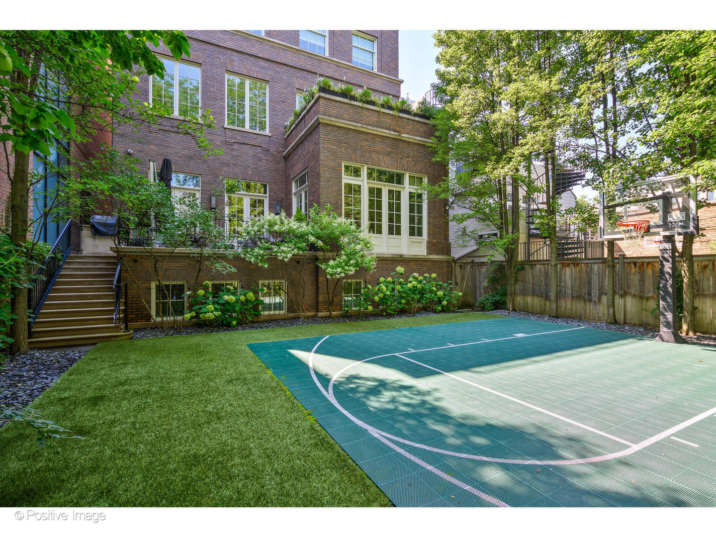 1853 North Burling Street Chicago IL 60614