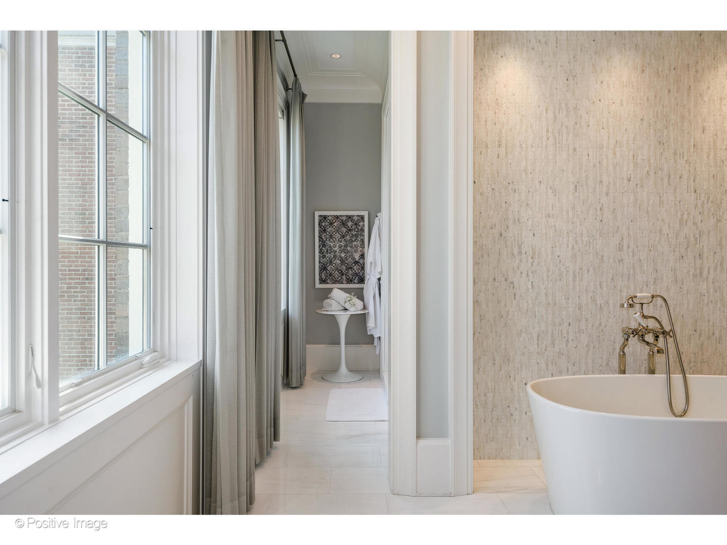 1853 North Burling Street Chicago IL 60614