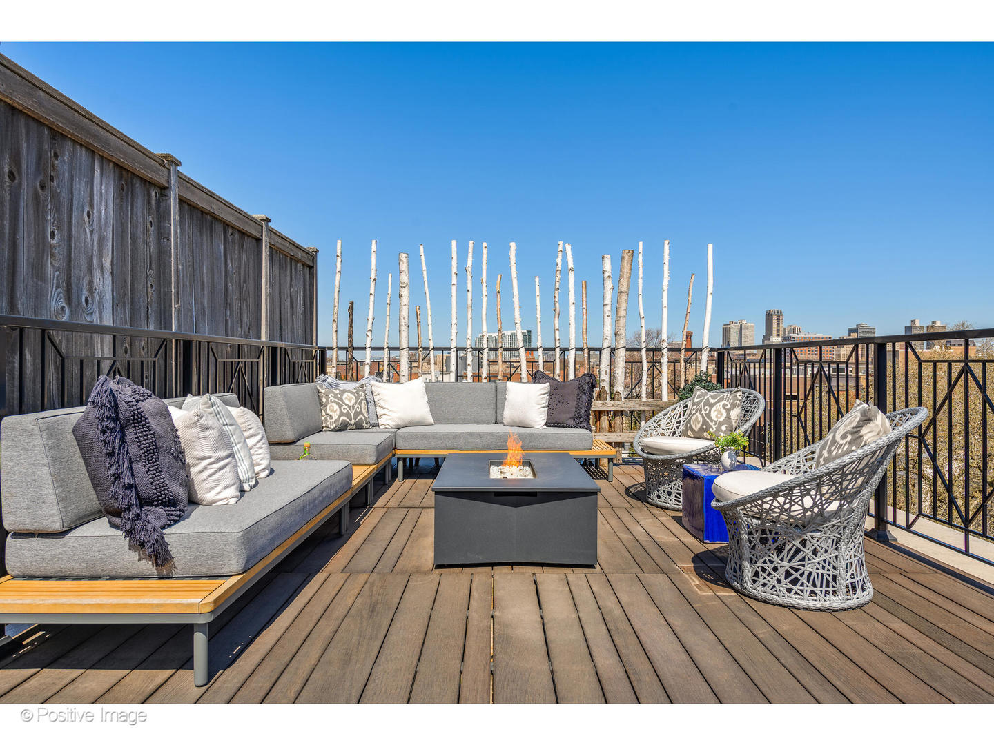 1853 North Burling Street Chicago IL 60614