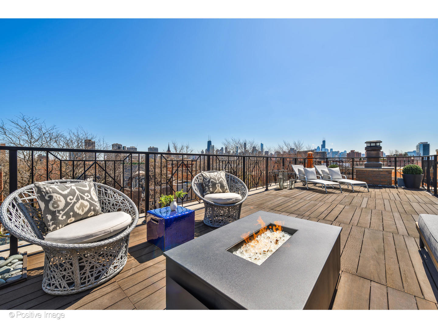 1853 North Burling Street Chicago IL 60614