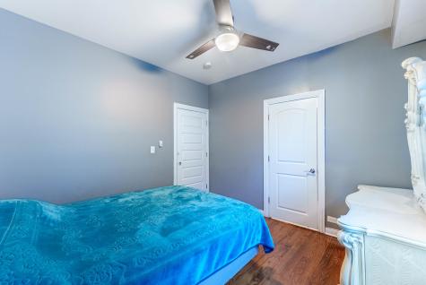 15117 Vine Avenue Harvey IL 60426