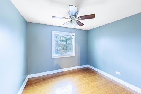 15117 Vine Avenue Harvey IL 60426