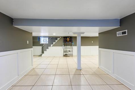 15117 Vine Avenue Harvey IL 60426
