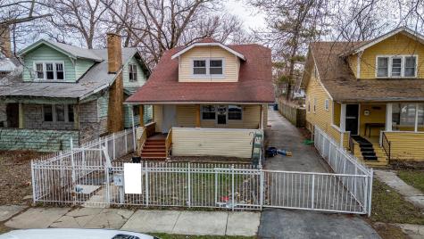 15117 Vine Avenue Harvey IL 60426