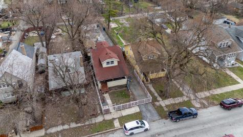 15117 Vine Avenue Harvey IL 60426