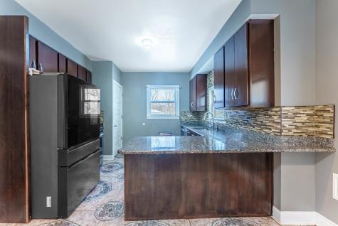 15117 Vine Avenue Harvey IL 60426