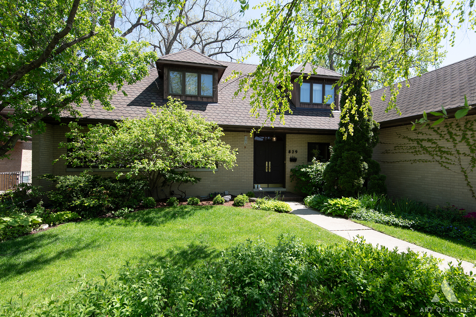 829 Sylviawood Avenue Park Ridge IL 60068