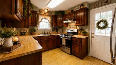 114 East Center Street Seymour IL 61875