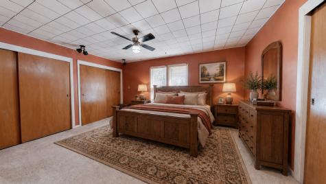 114 East Center Street Seymour IL 61875