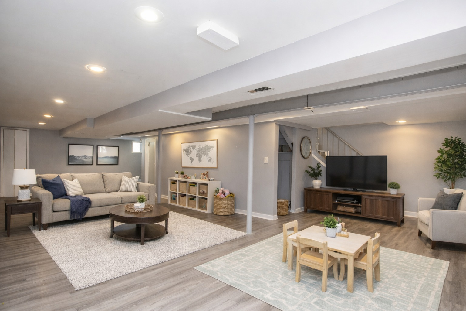 9111 South Kingston Avenue Chicago IL 60617