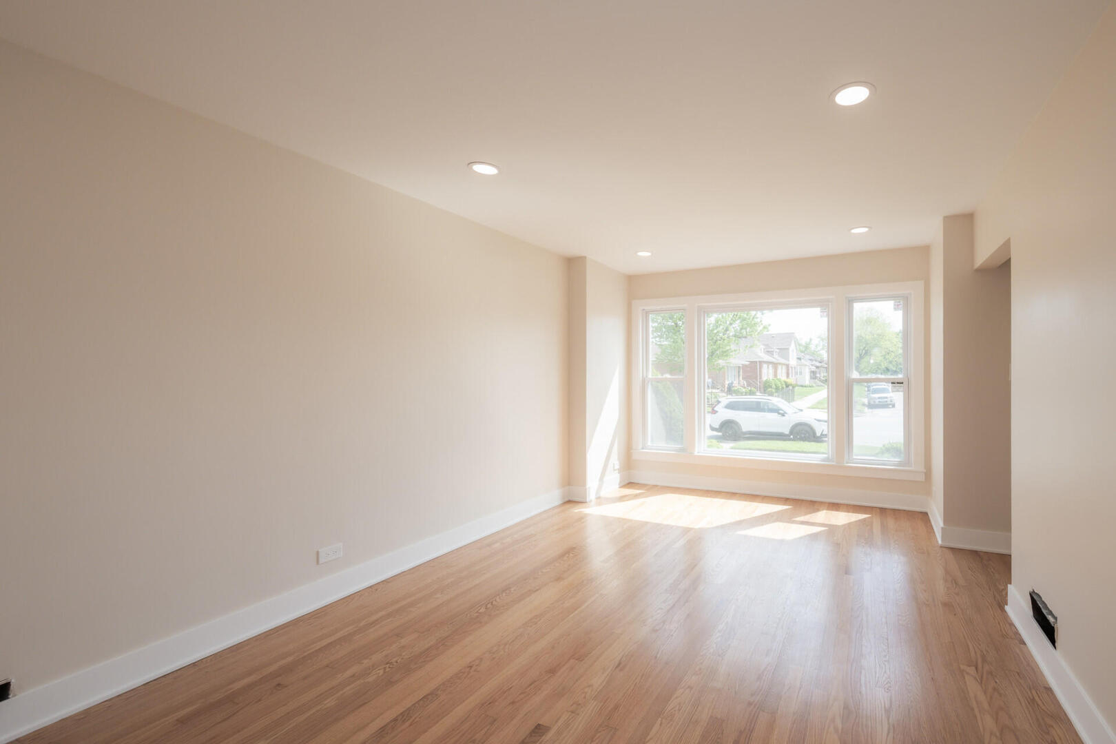 8728 South King Drive Chicago IL 60619