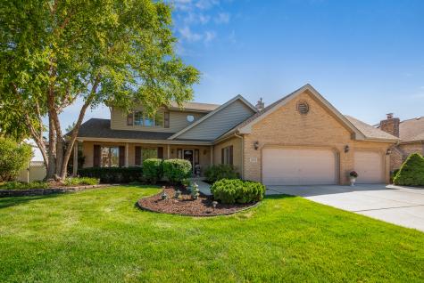 1629 Chauser Lane Woodridge IL 60517