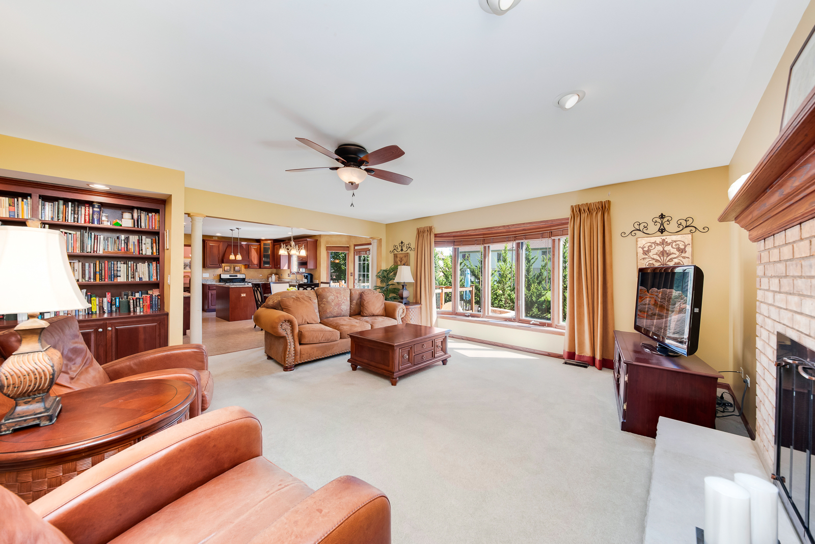 1629 Chauser Lane Woodridge IL 60517