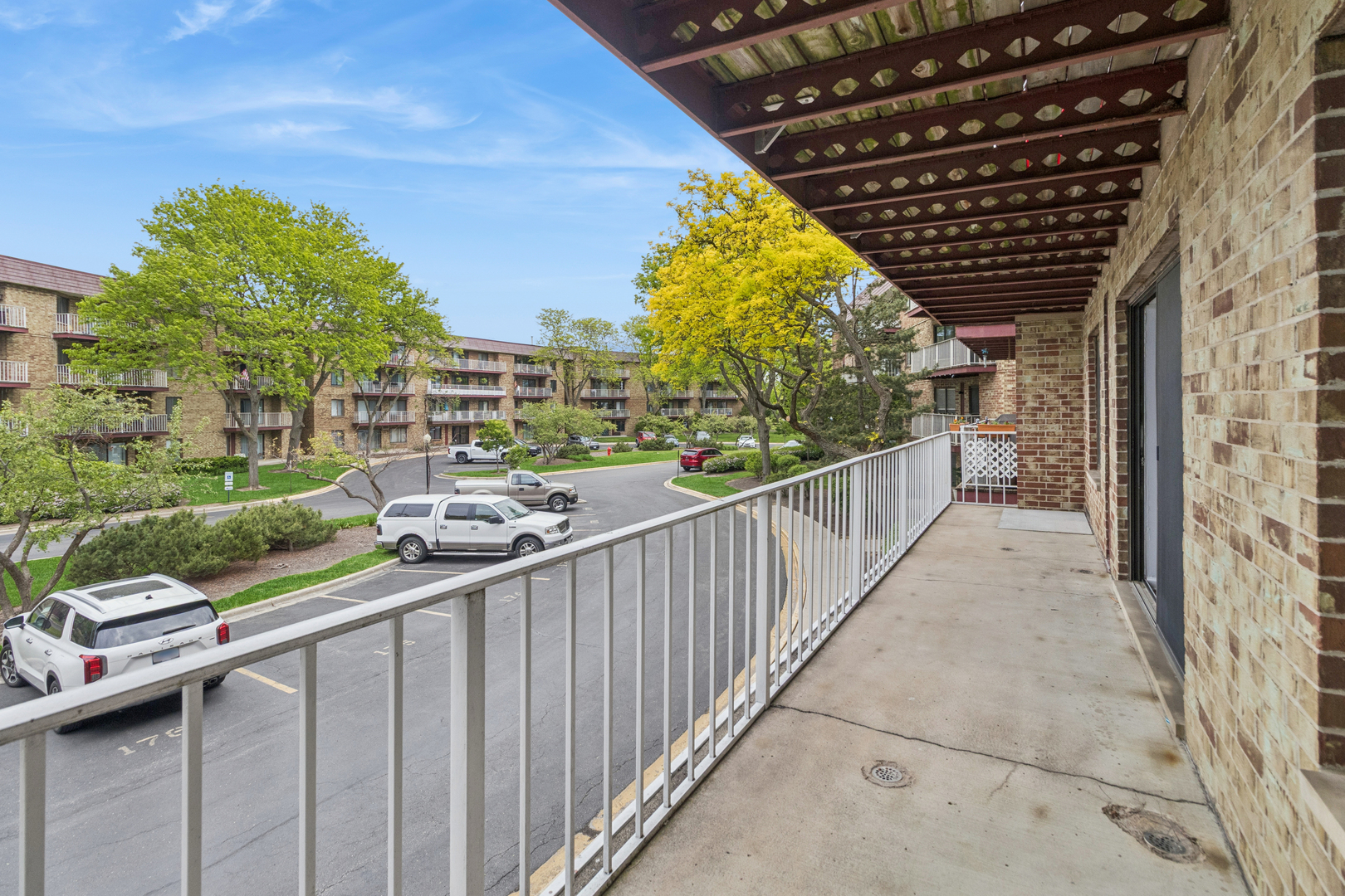 5450 Astor Lane Rolling Meadows IL 60008