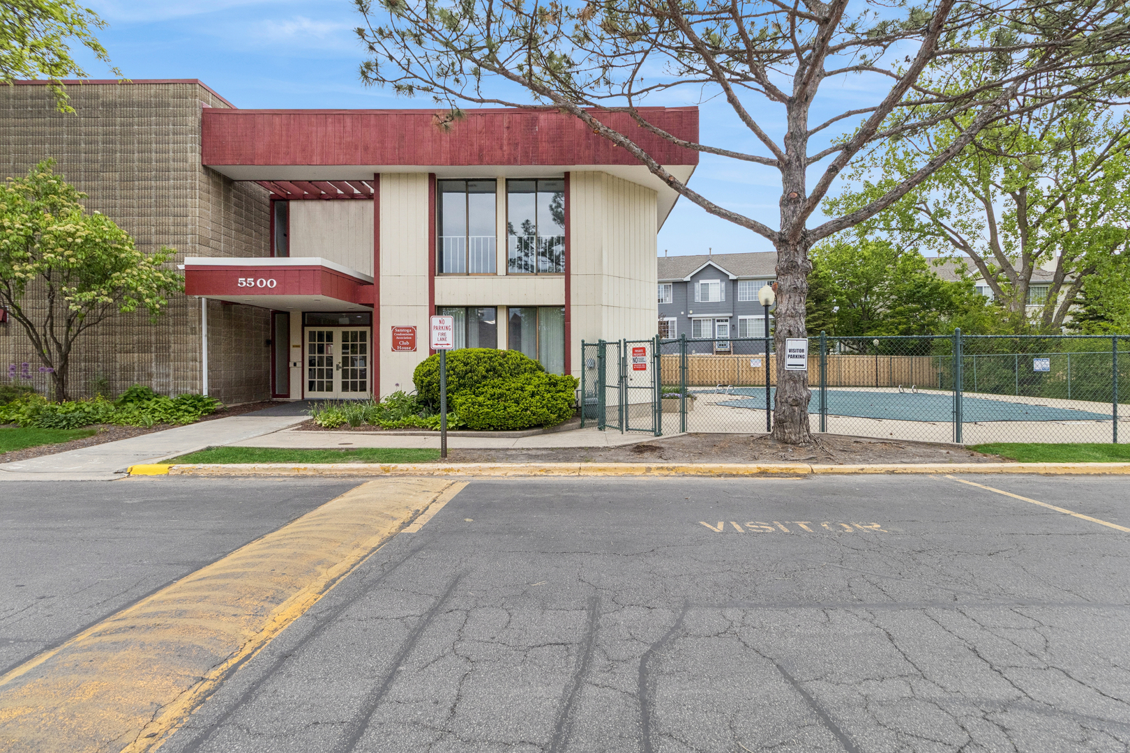 5450 Astor Lane Rolling Meadows IL 60008