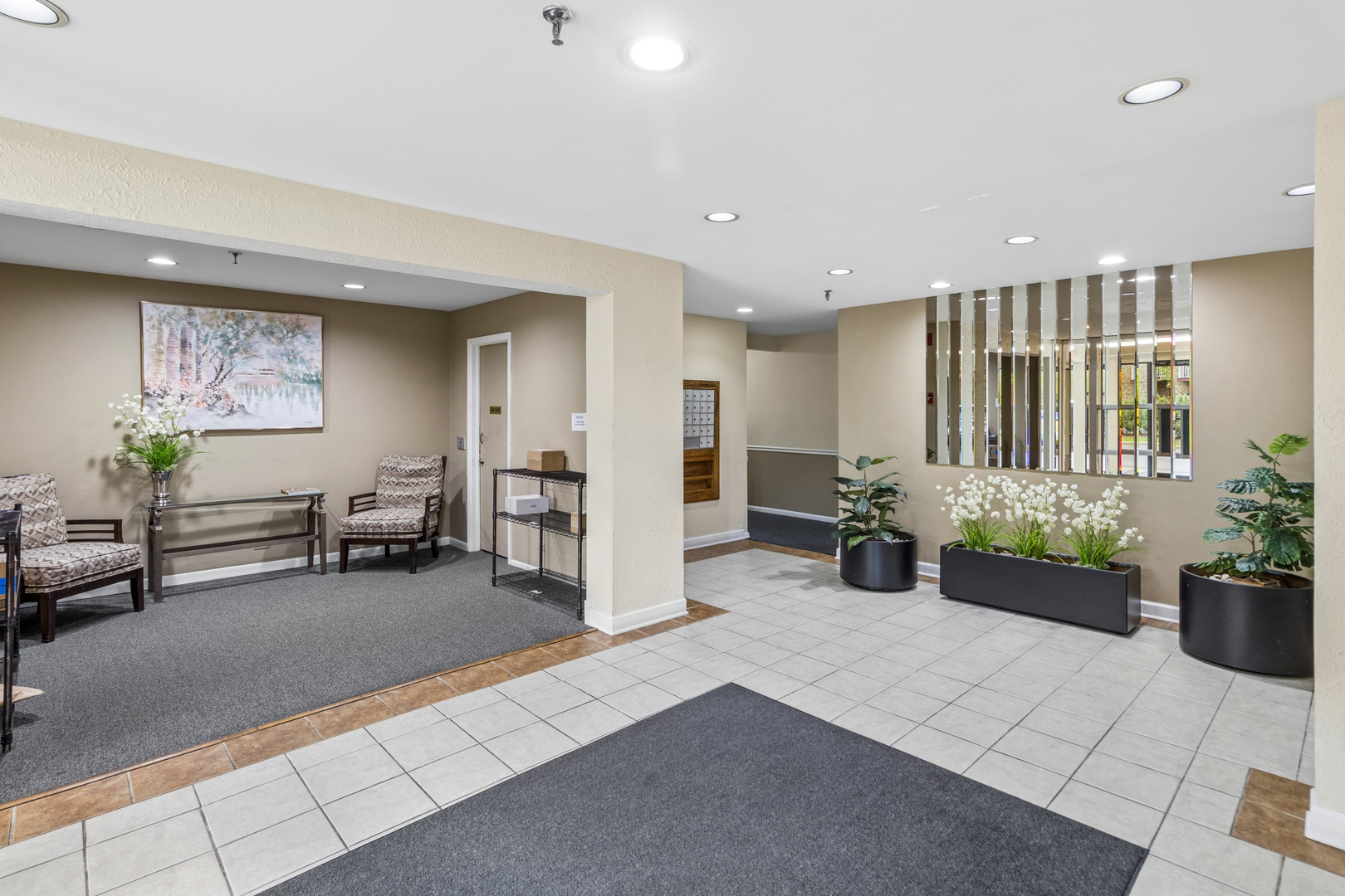 5450 Astor Lane Rolling Meadows IL 60008
