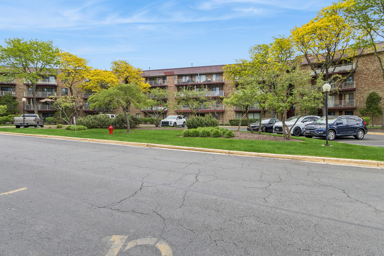 5450 Astor Lane Rolling Meadows IL 60008