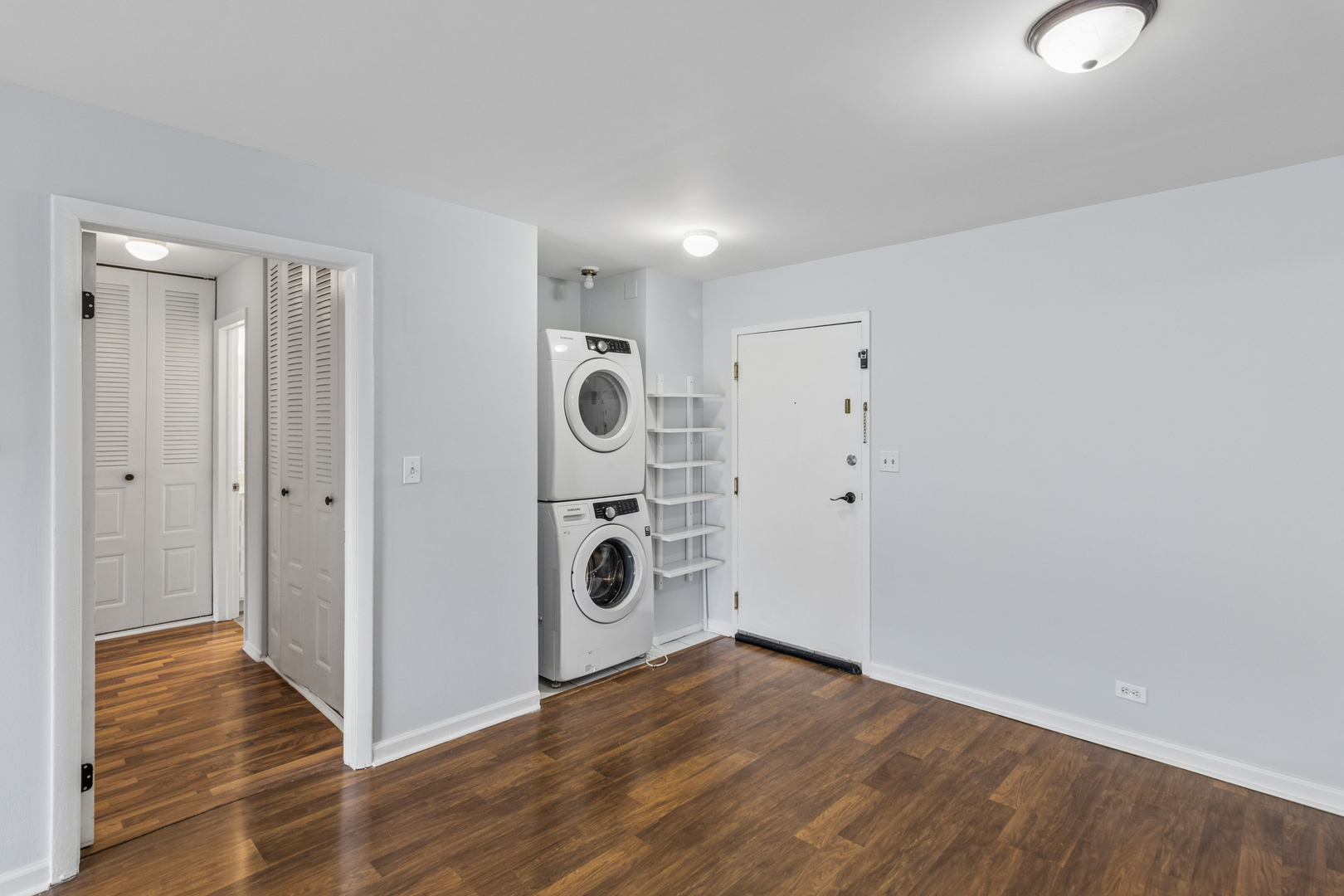5450 Astor Lane Rolling Meadows IL 60008