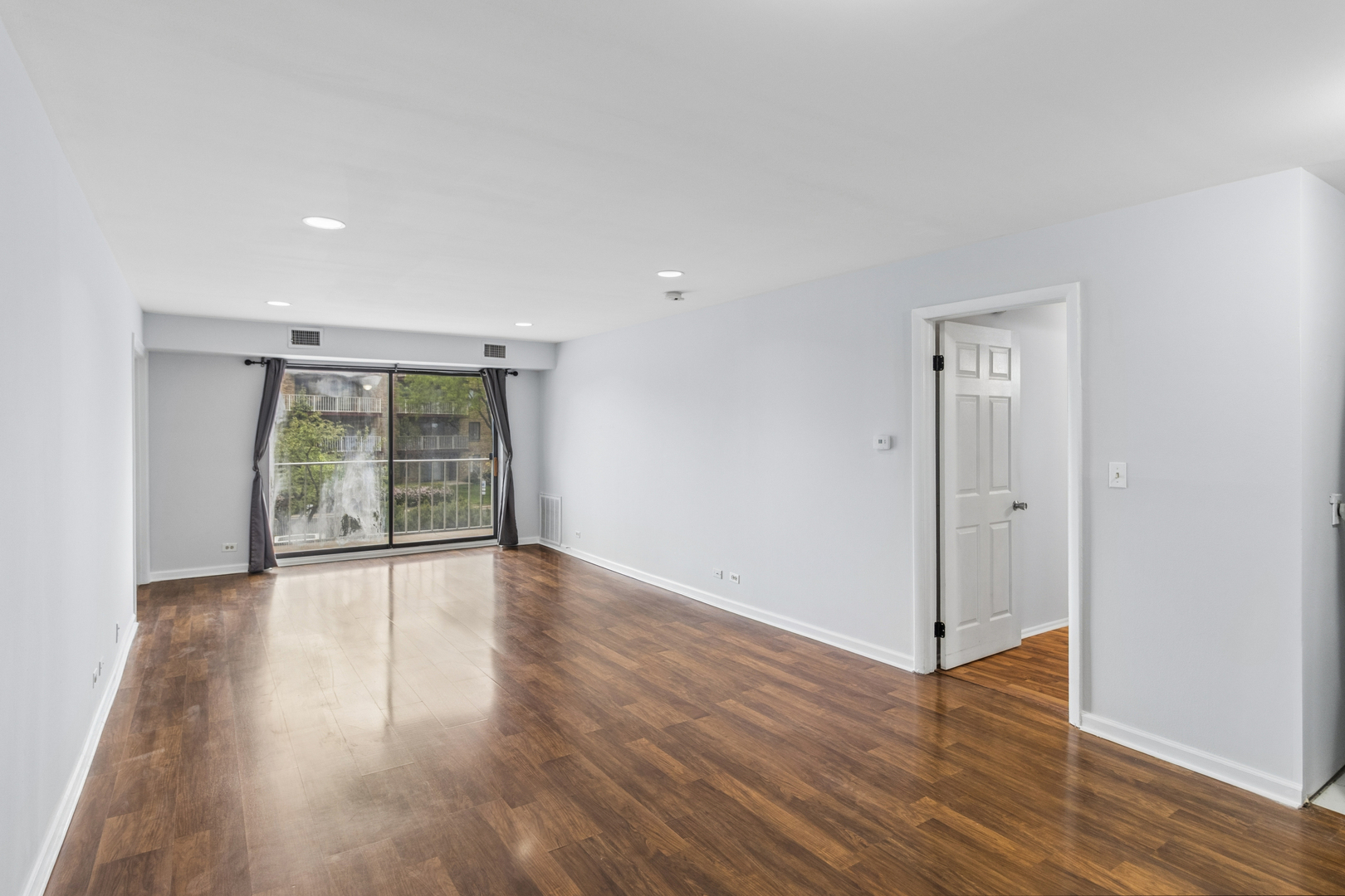 5450 Astor Lane Rolling Meadows IL 60008
