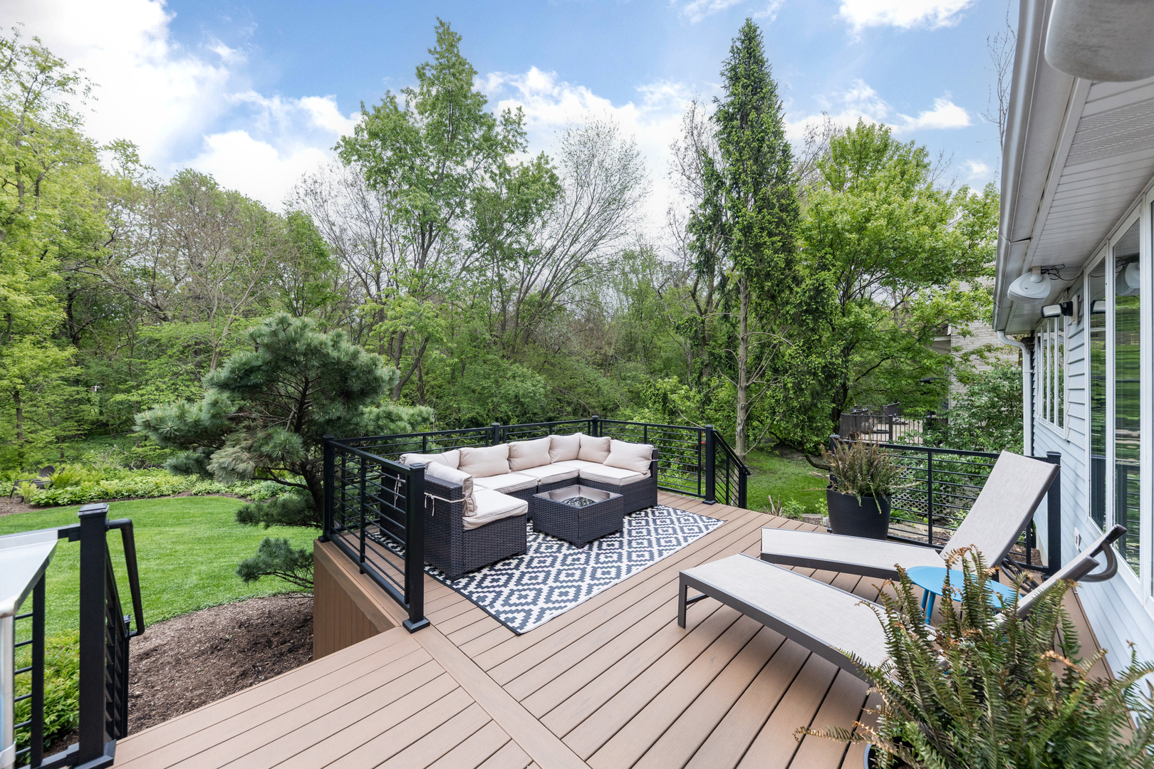5419 Grand Avenue Downers Grove IL 60515