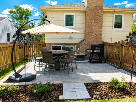 1055 Hillcrest Avenue Highland Park IL 60035