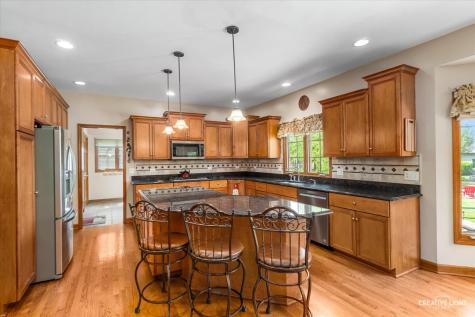 614 Pine Street Sugar Grove IL 60554