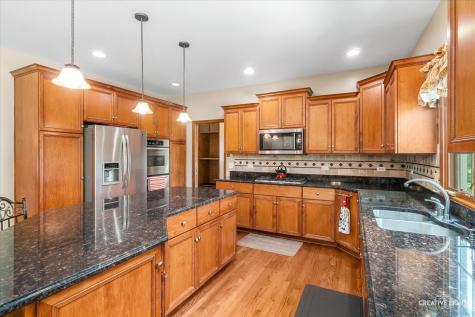 614 Pine Street Sugar Grove IL 60554