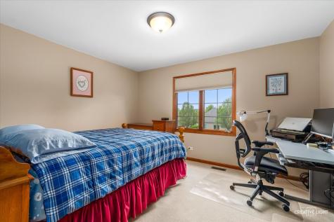 614 Pine Street Sugar Grove IL 60554