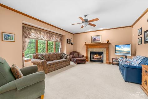 614 Pine Street Sugar Grove IL 60554