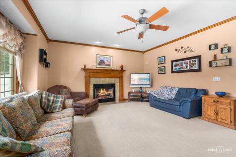 614 Pine Street Sugar Grove IL 60554