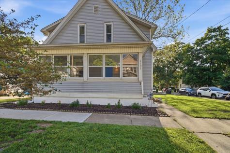 1101 South Lee Street Bloomington IL 61701