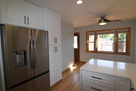 3759 North Pioneer Avenue Chicago IL 60634