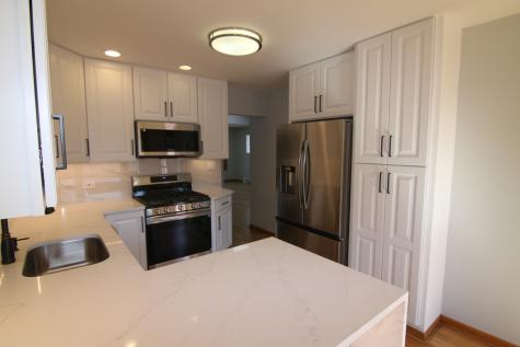 3759 North Pioneer Avenue Chicago IL 60634