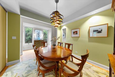 2324 West Mclean Avenue Chicago IL 60647