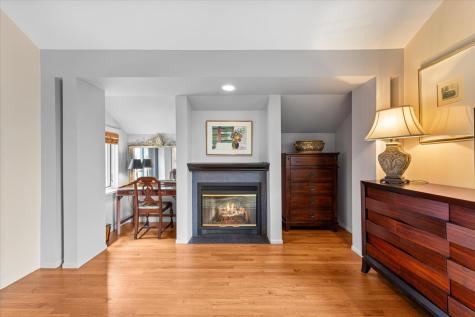 2324 West Mclean Avenue Chicago IL 60647