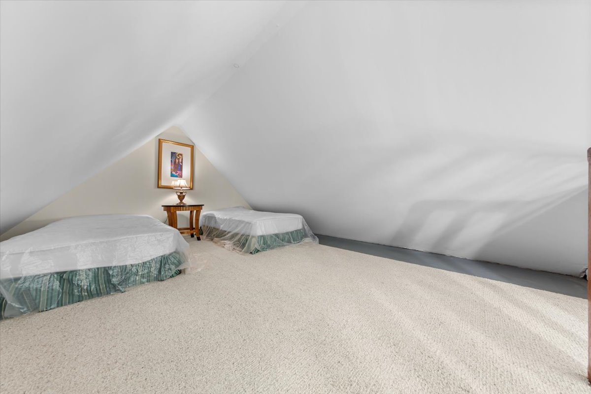 2324 West Mclean Avenue Chicago IL 60647