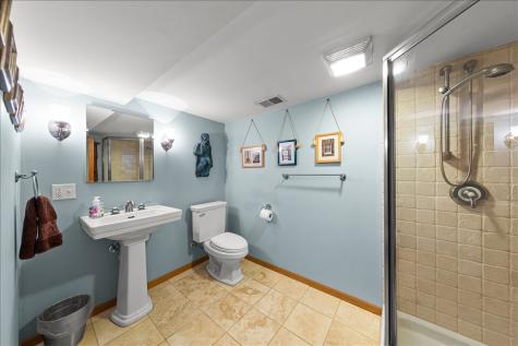 2324 West Mclean Avenue Chicago IL 60647