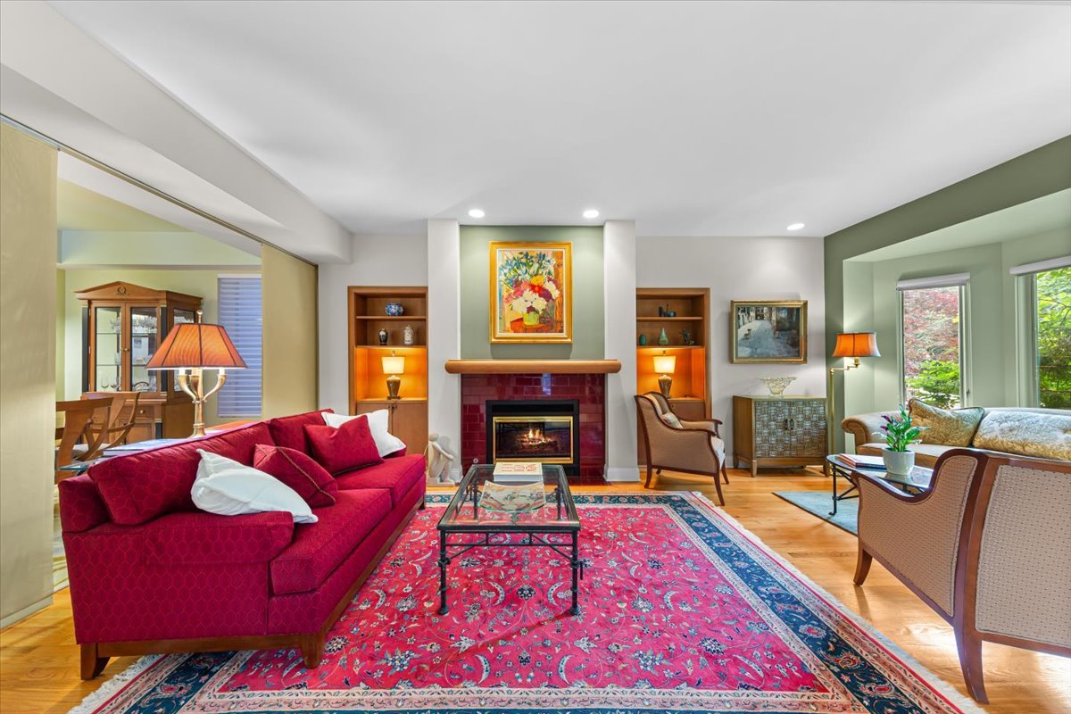 2324 West Mclean Avenue Chicago IL 60647