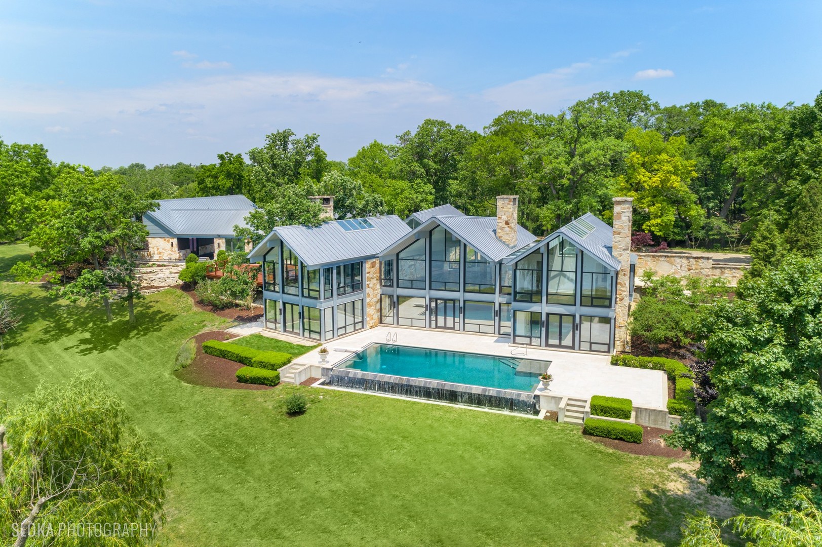 28 Brinker Road Barrington Hills IL 60010