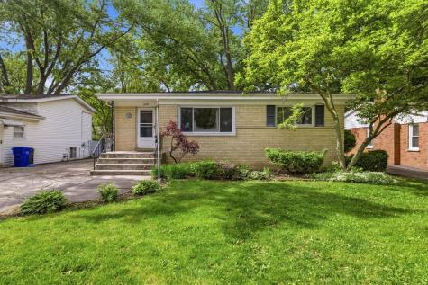 579 Dawes Avenue Glen Ellyn IL 60137