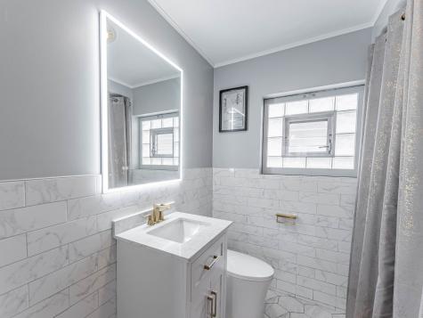 2246 Clinton Avenue Berwyn IL 60402