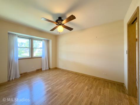8636 40TH Street Lyons IL 60534