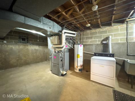 8636 40TH Street Lyons IL 60534