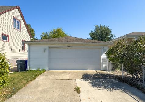 8636 40TH Street Lyons IL 60534