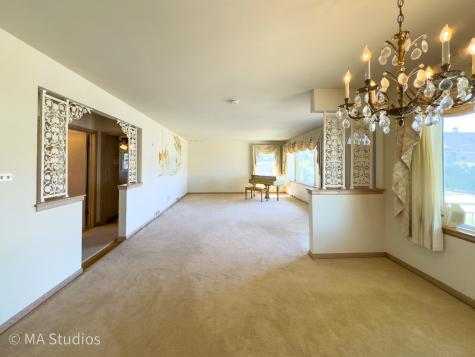8636 40TH Street Lyons IL 60534