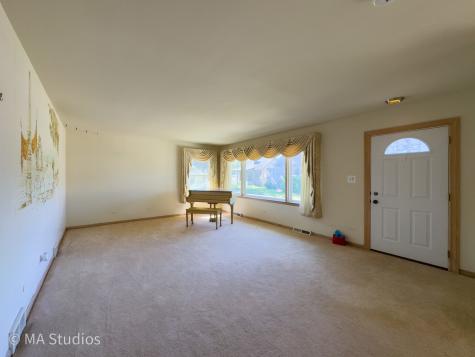 8636 40TH Street Lyons IL 60534