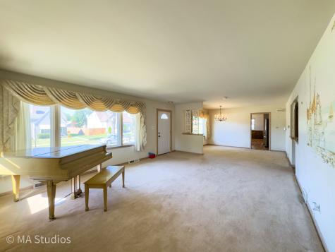 8636 40TH Street Lyons IL 60534